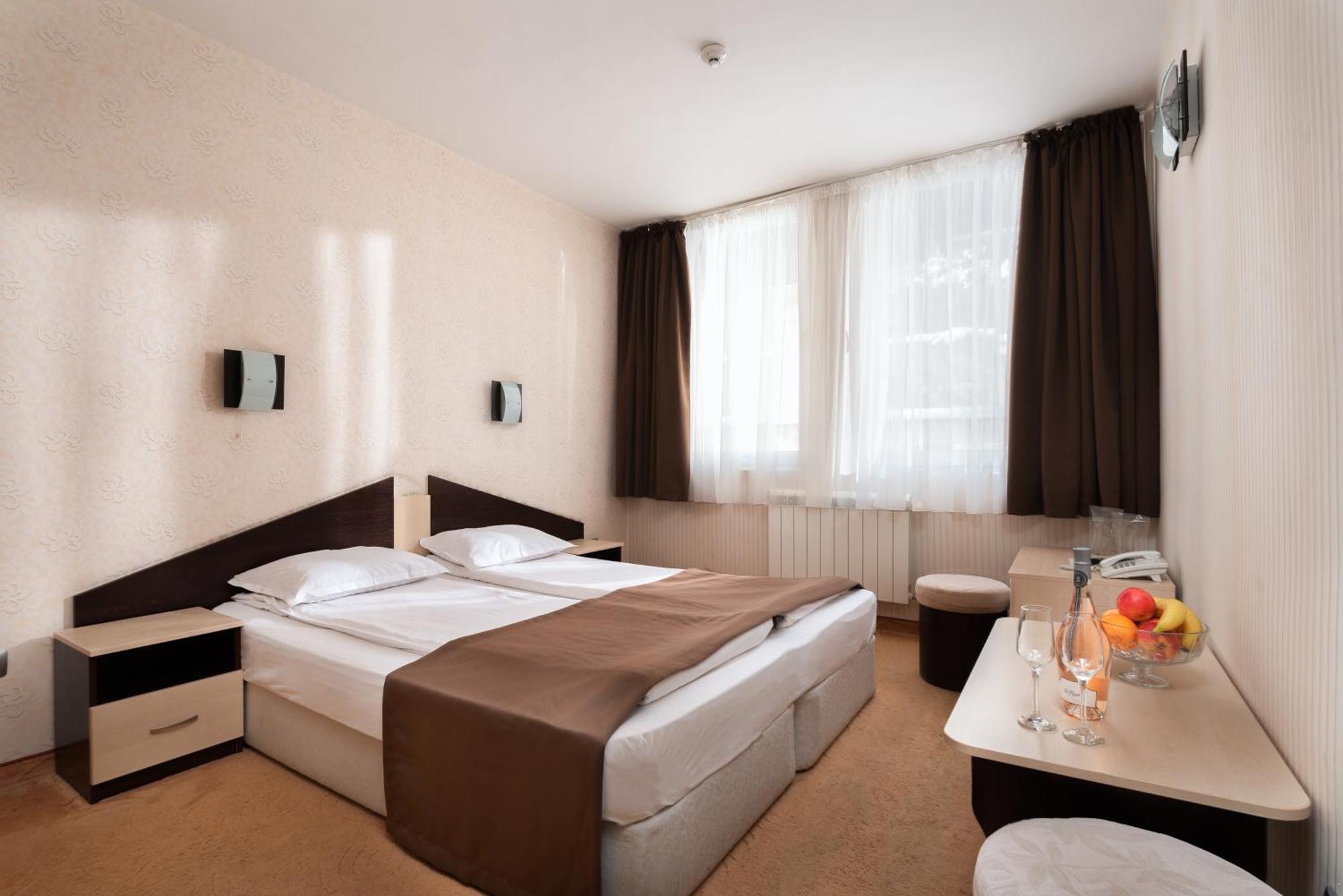 Balneocomplex Kamena Hotel Velingrad Bagian luar foto